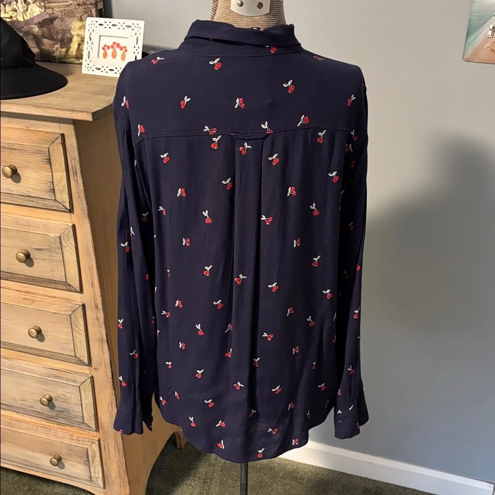 Rails Navy Cherry Design Button-Up Long Sleeve Lightweight Blouse - Picture 6 of 11